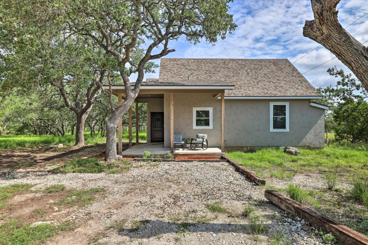 Cozy Spring Branch Cottage In Hill Country! Exteriör bild